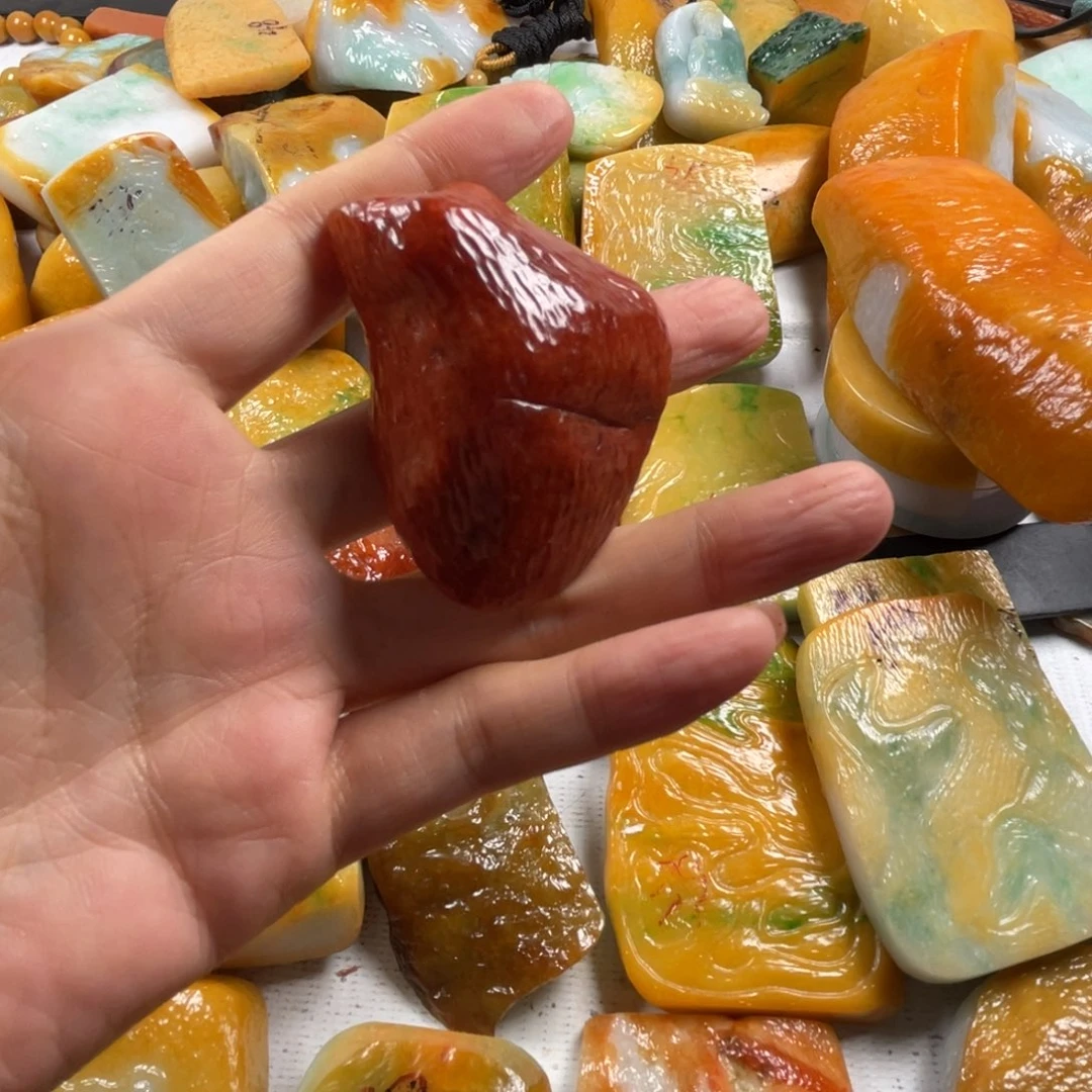 【闪购商品】颈饰未镶嵌翡翠翡翠
