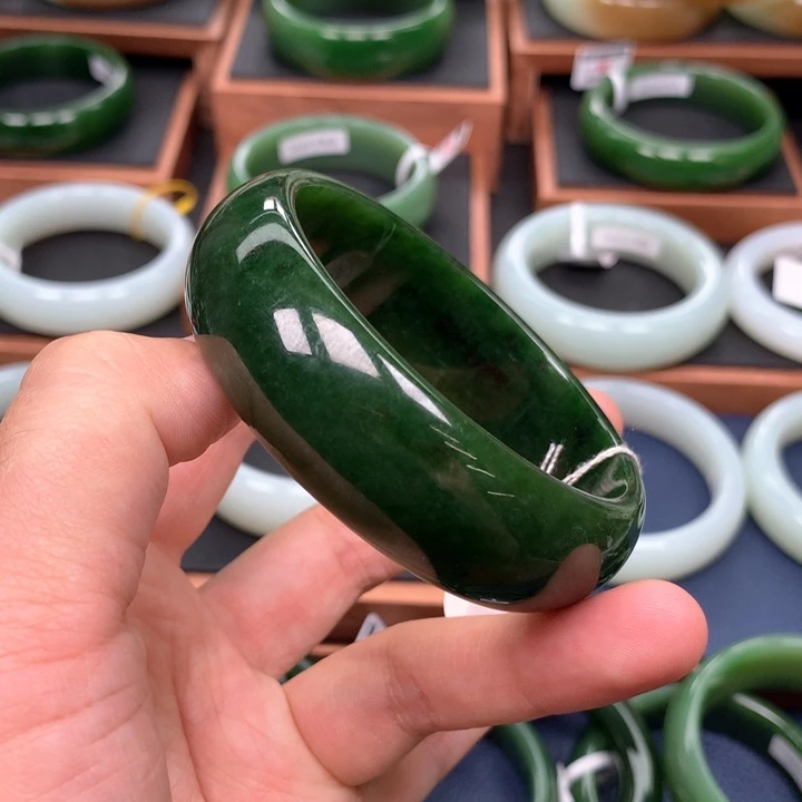 未镶嵌手镯和田玉（碧玉）5859