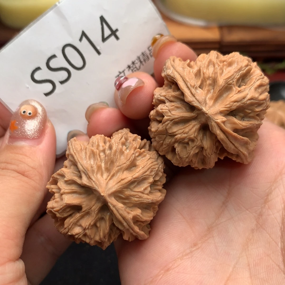 文玩核桃把件全品苹果园40