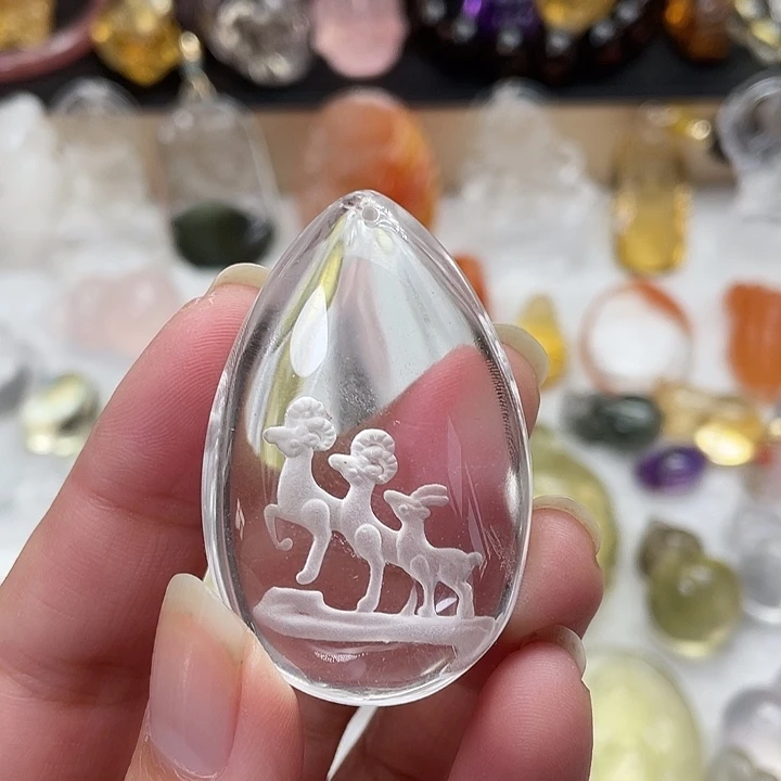 水晶颈饰未镶嵌白水晶三羊开泰