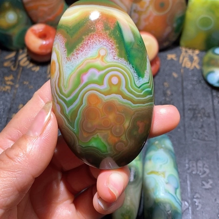 石英质玉颈饰未镶嵌用****1