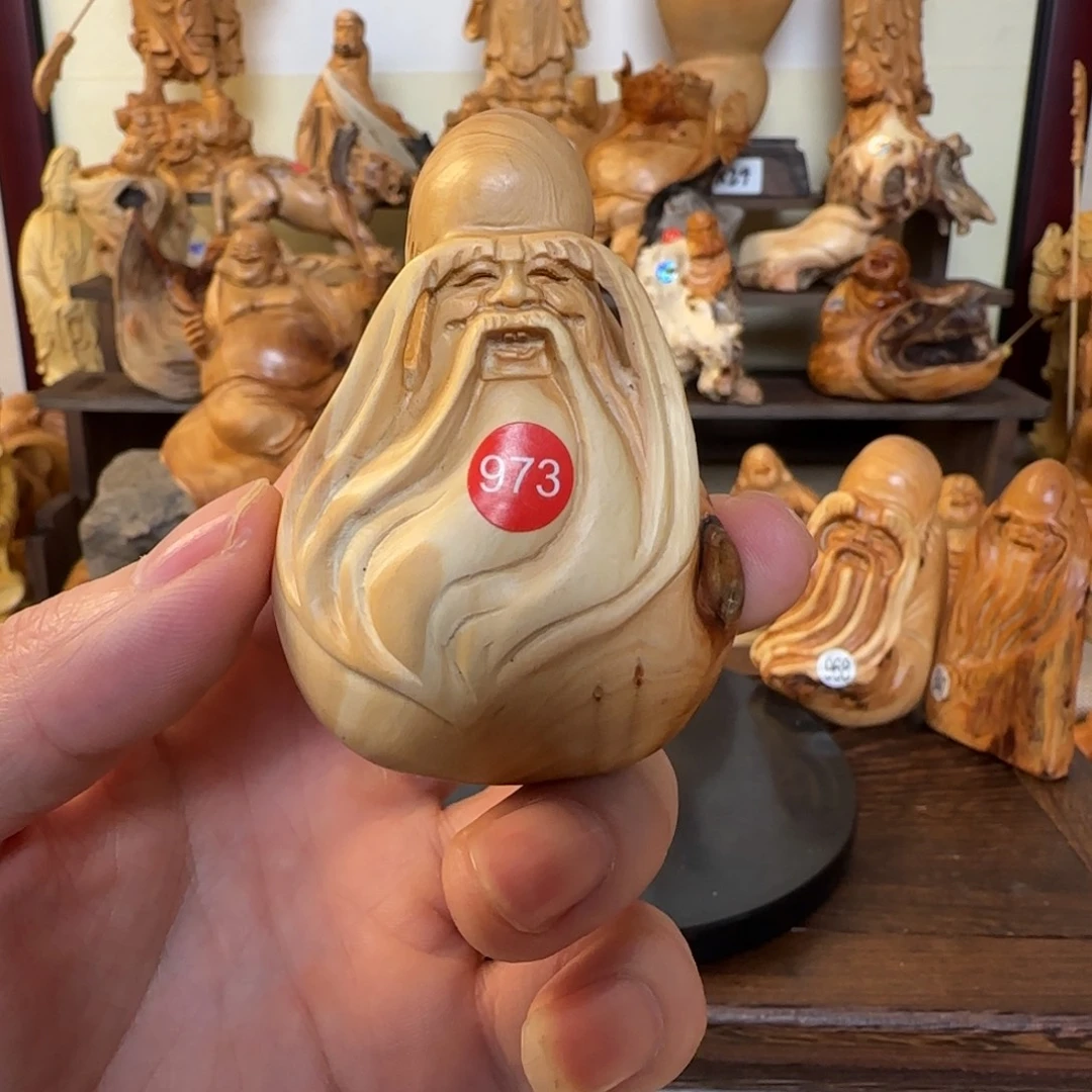 崖柏小木匠艺雕一物一拍