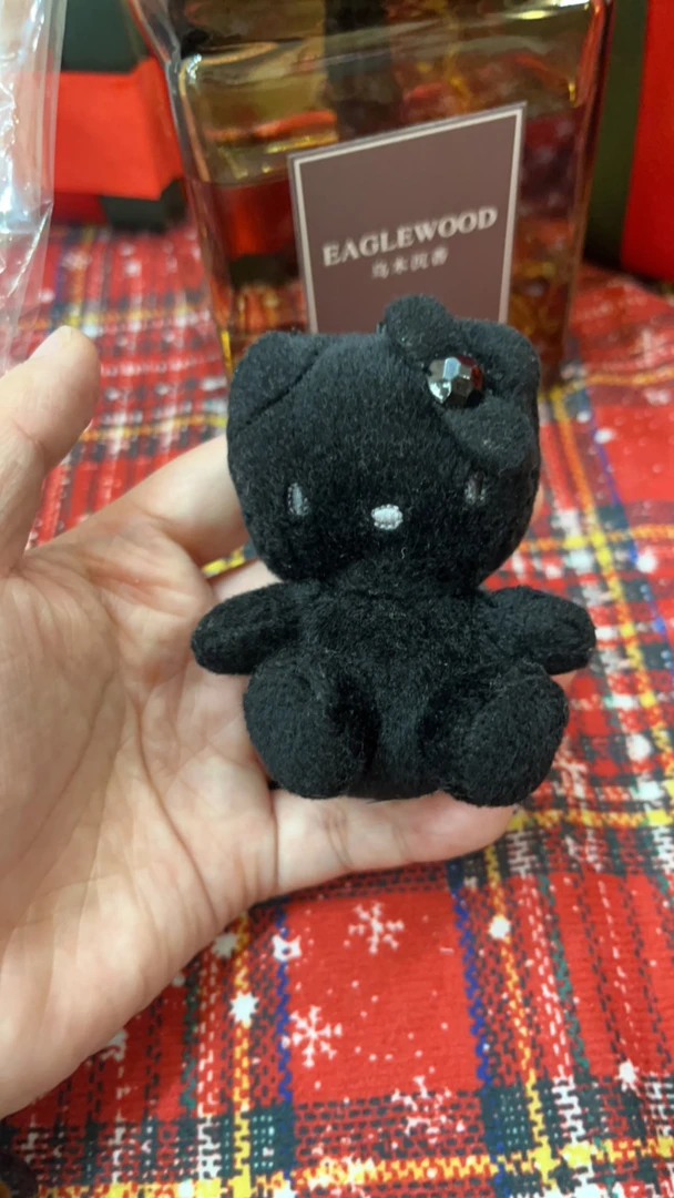 ISO 专拍黑色水晶kitty挂件