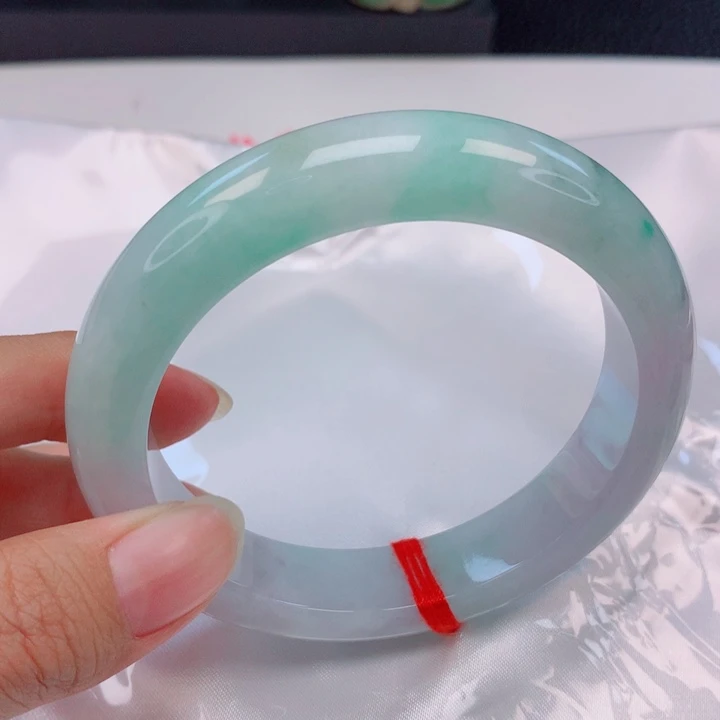 翡翠未镶嵌手镯59圈
