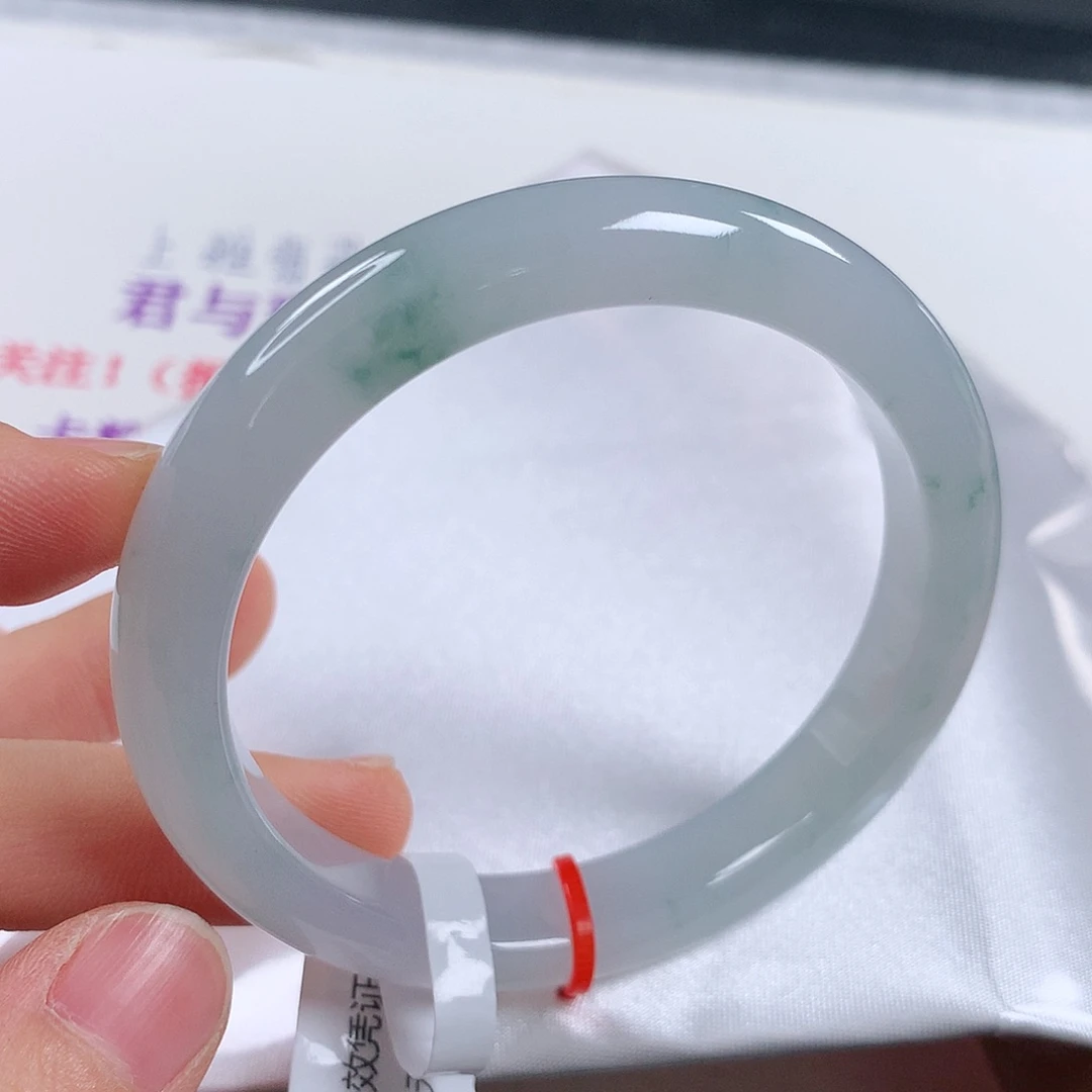 翡翠手镯未镶嵌 正圈①③⑧