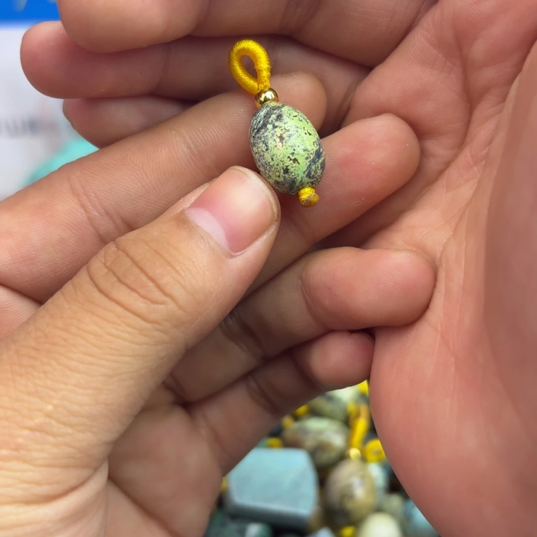 南红玛瑙未镶嵌绿松石