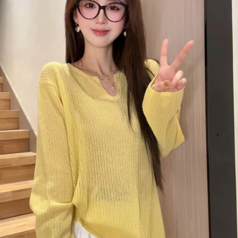 韩版开春V领松弛感冰丝针织衫上衣女夏季宽松薄款防晒t恤镂空罩衫