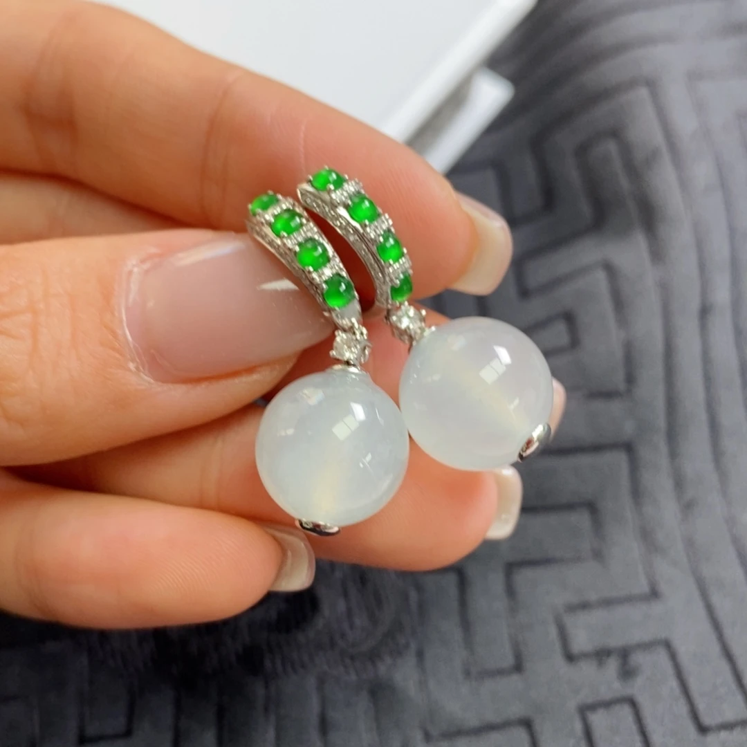 翡翠18K金镶嵌耳饰珠珠耳饰