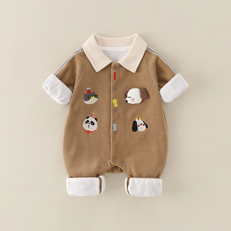秋季婴儿服2025新款男宝宝a类连体衣卡通长袖小童外出翻领哈衣