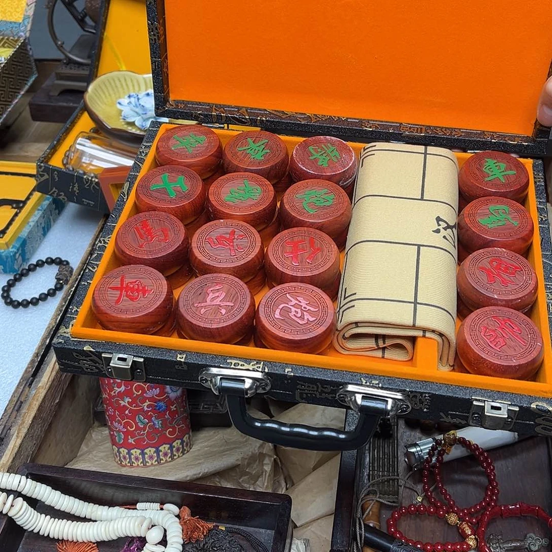 大叶紫檀（黑酸枝木类）