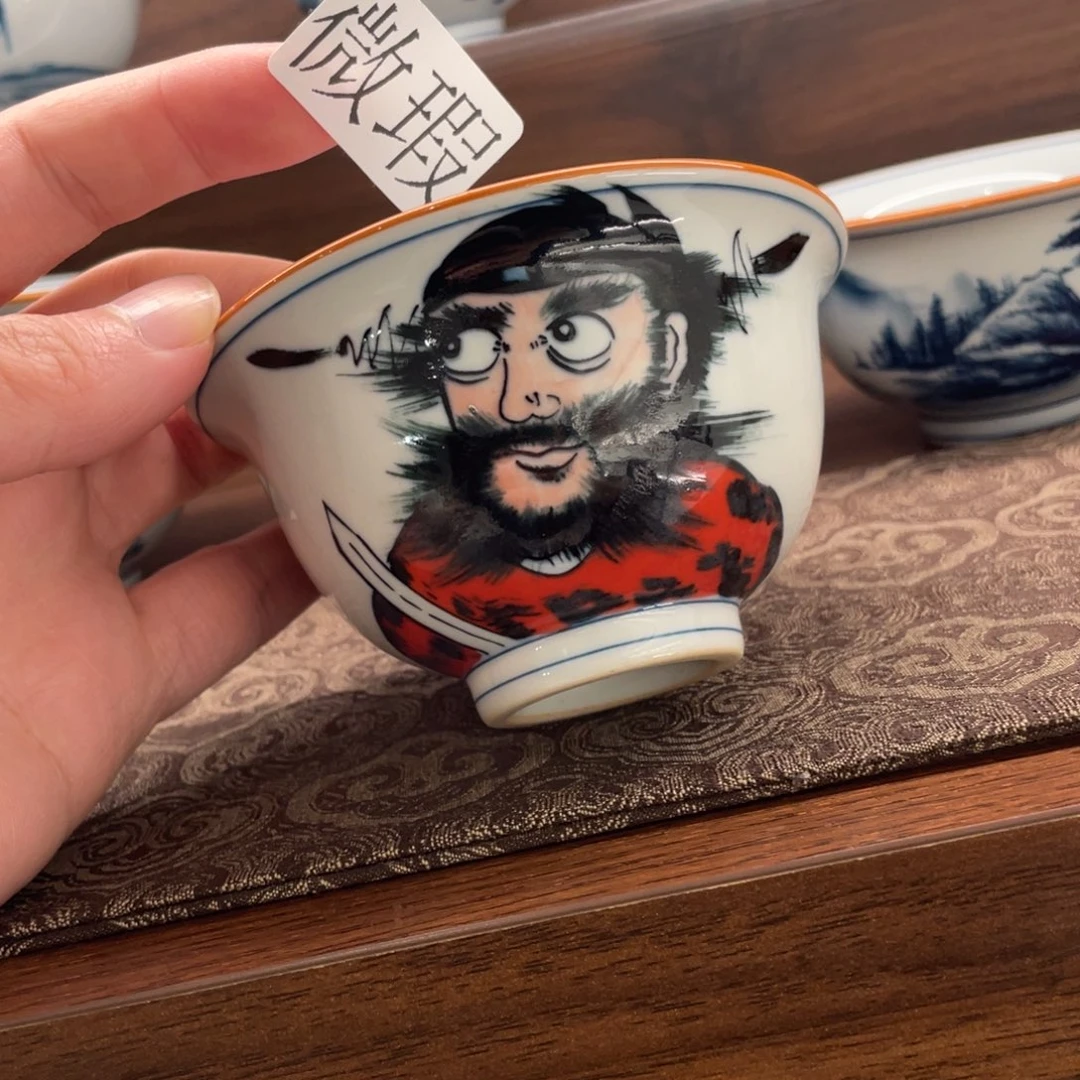 釉下手绘茶具微瑕