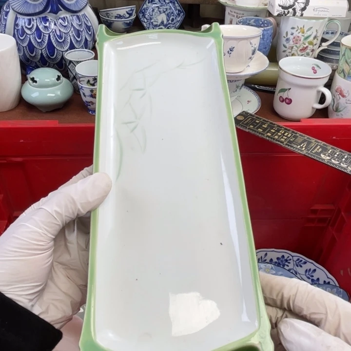 他家瓷器真美…开播了