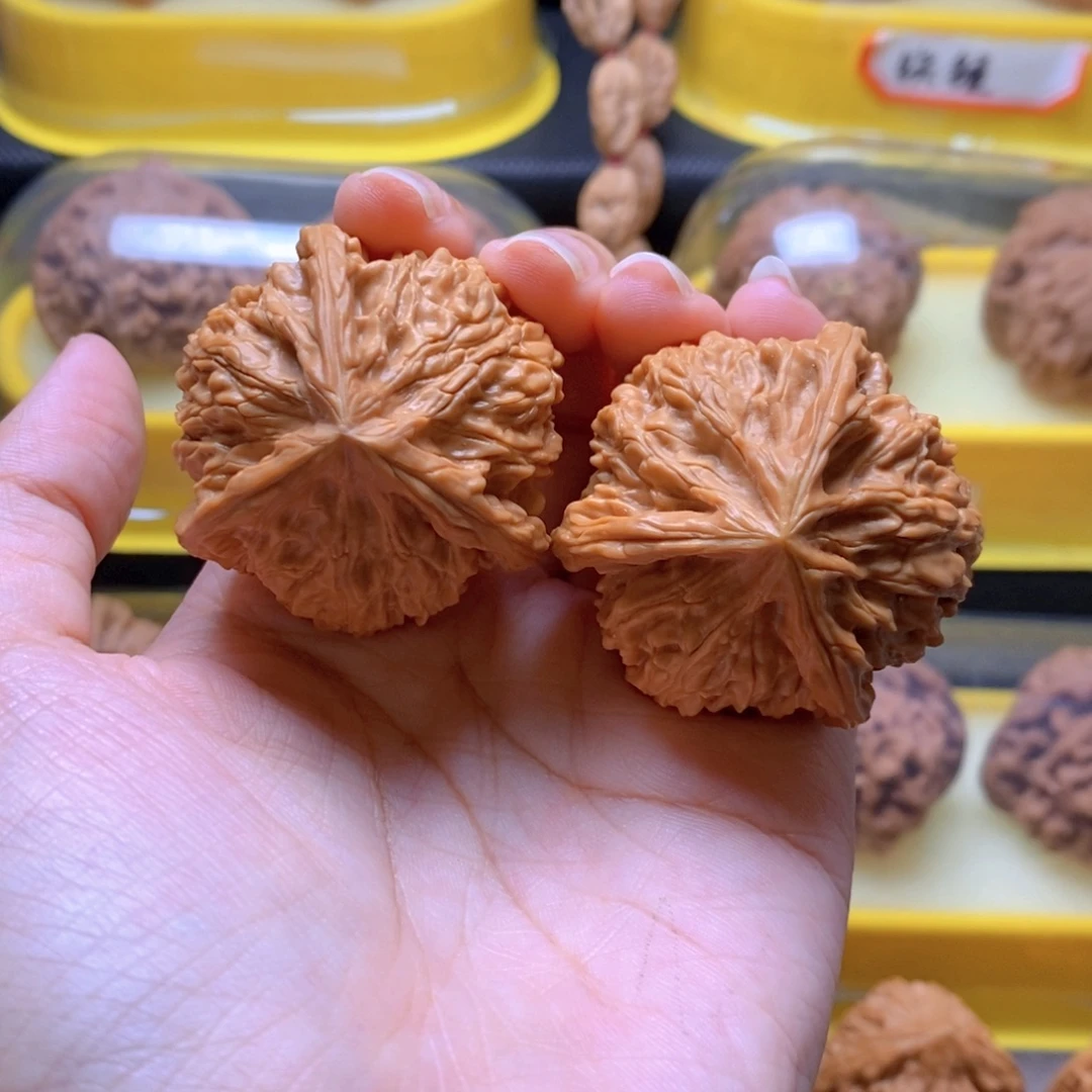 吊坠文玩核桃40尺文山三棱