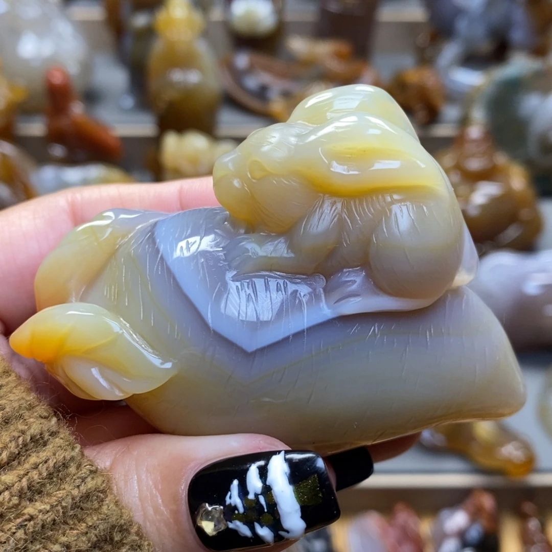 玛瑙/玉髓未镶嵌把件