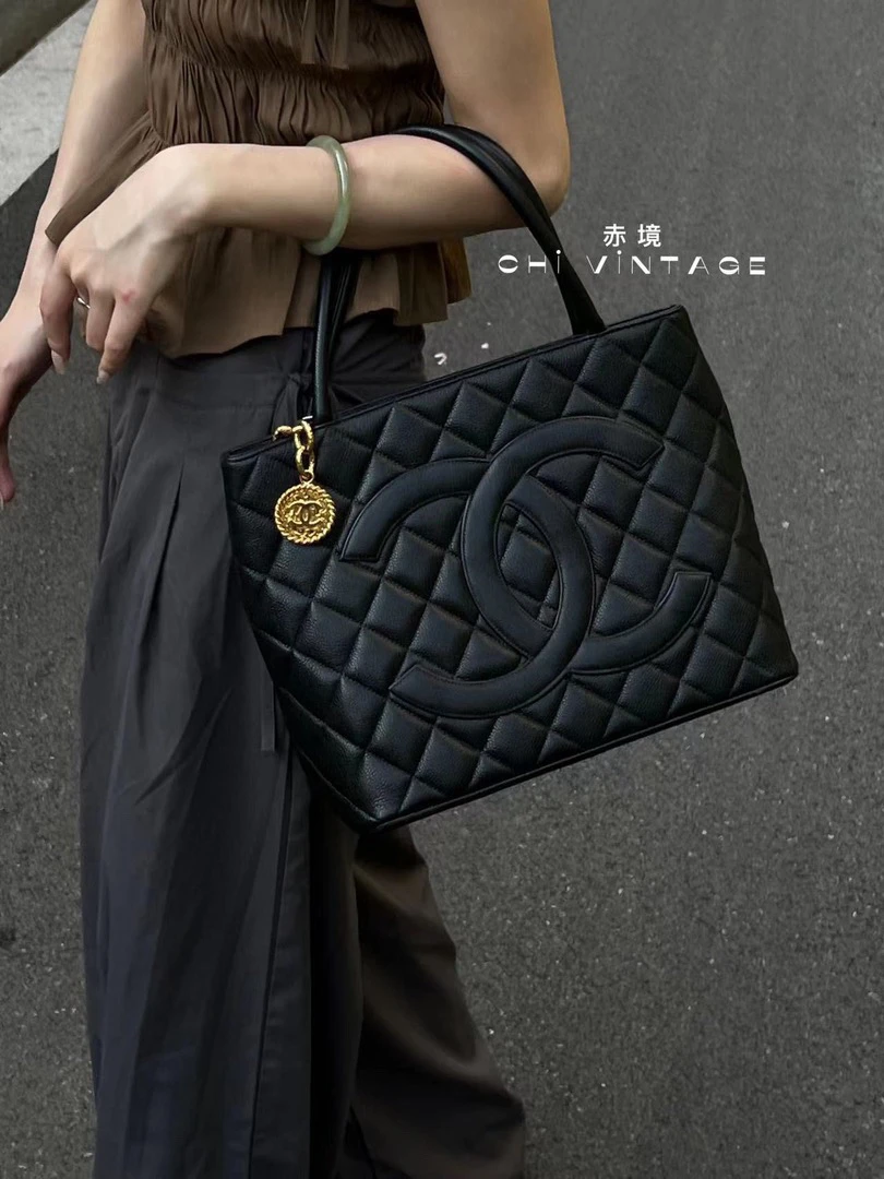 95新 Chanel/香奈儿 3976 黑金菱格纹牛皮希尔顿手提包02-03