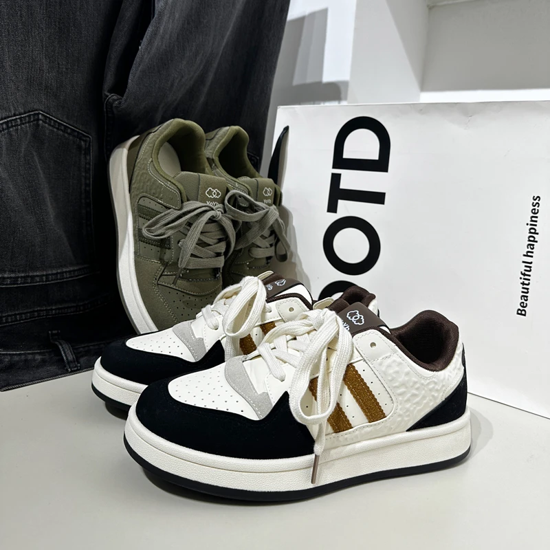 2025秋季新款爆款休闲小白鞋男生增高板鞋男款小众百搭时尚潮鞋子