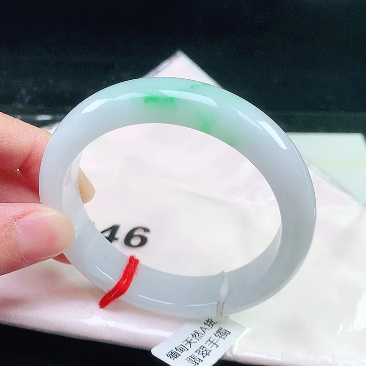 未镶嵌手镯翡翠646