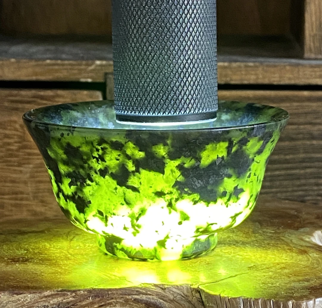 蛇纹石玉藏玉茶杯功夫茶具品茗杯35cc一个