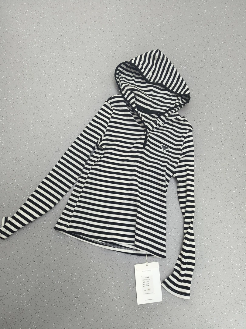 春款薄料长袖小衫