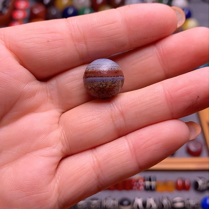 玛瑙/玉髓颈饰未镶嵌?**儿