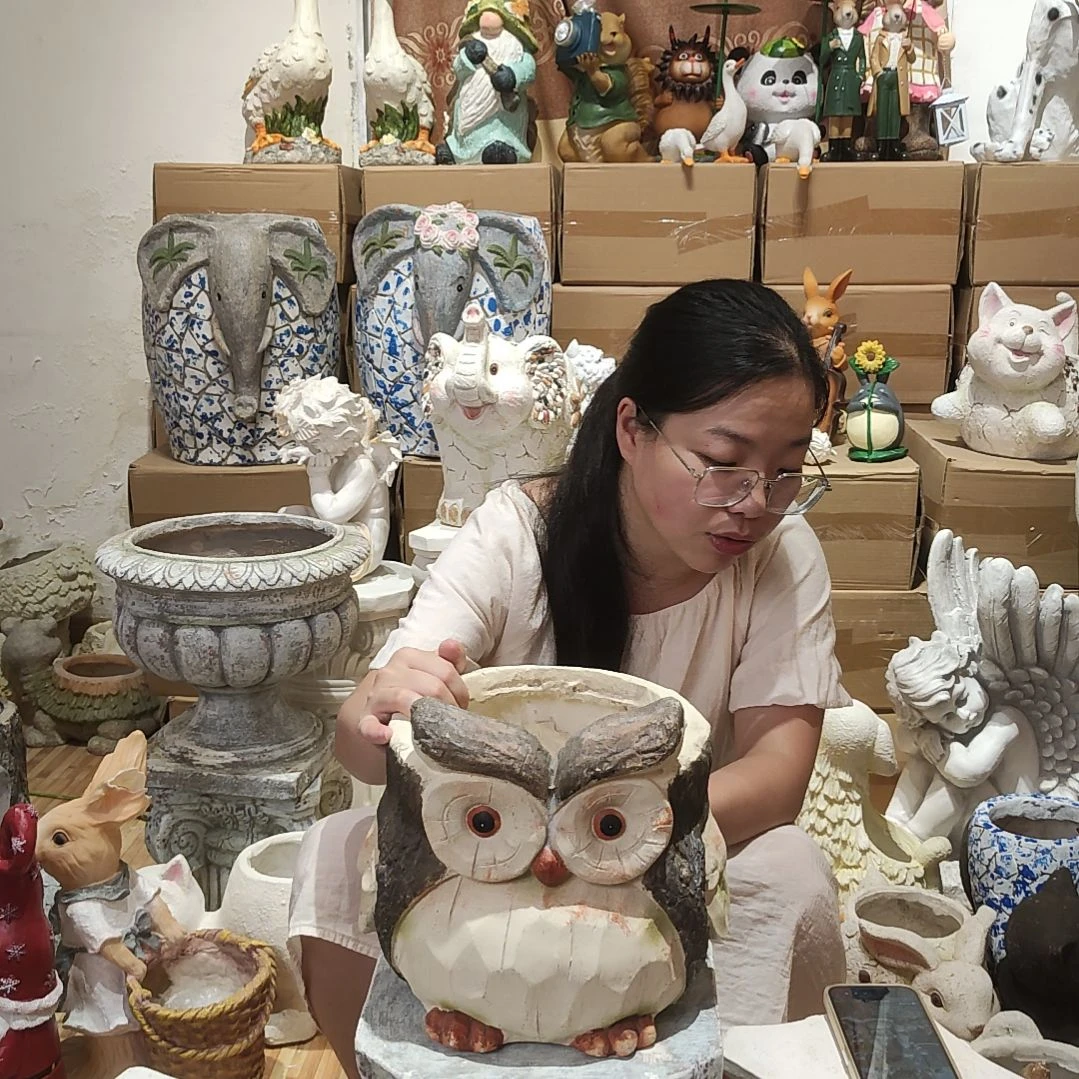 合成树脂氧化镁猫头鹰花盆一个