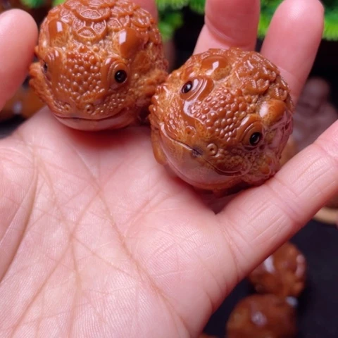 【闪购商品】手串/手链橄榄核37左右金币金蝉手球