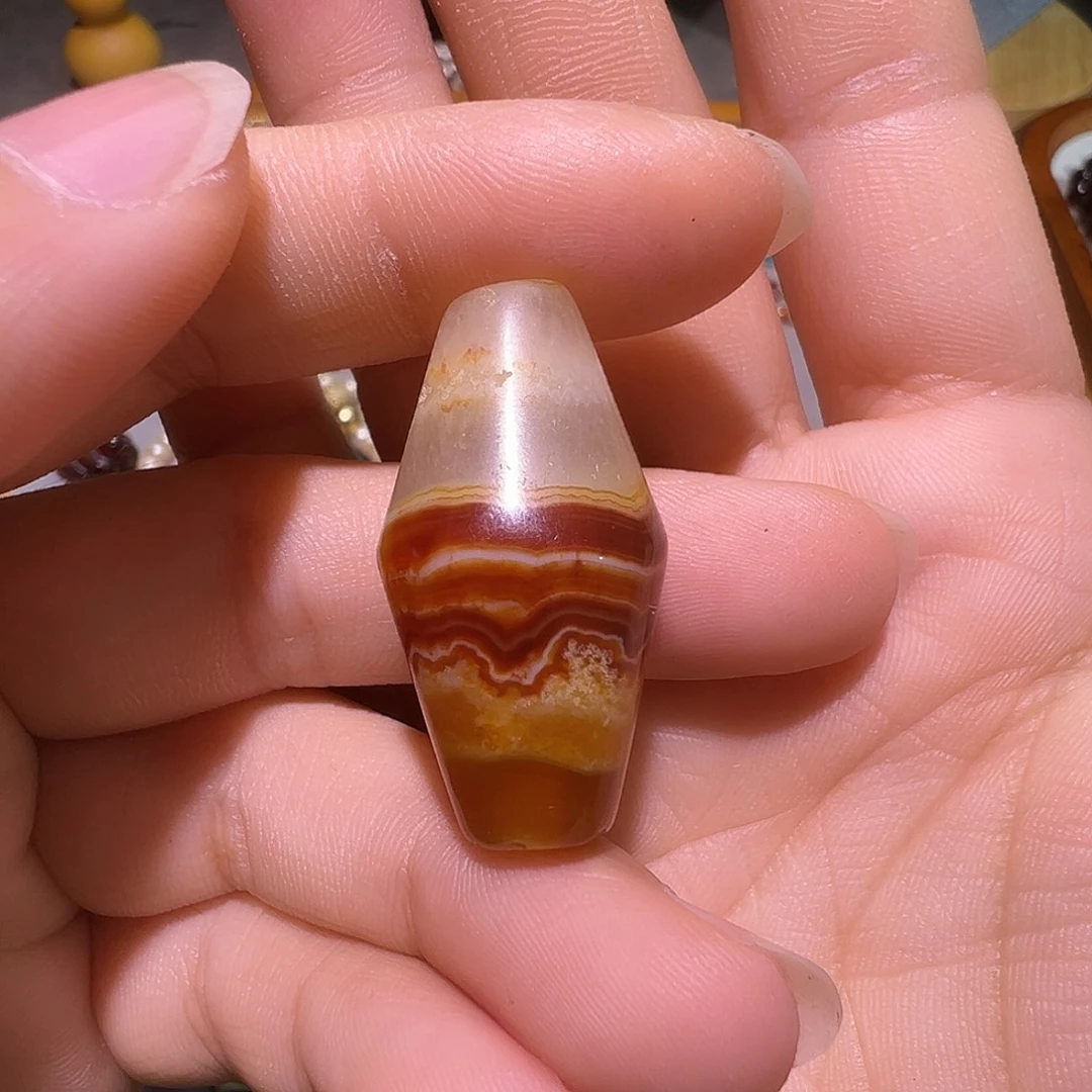 用***5树脂制品熔岩桶珠