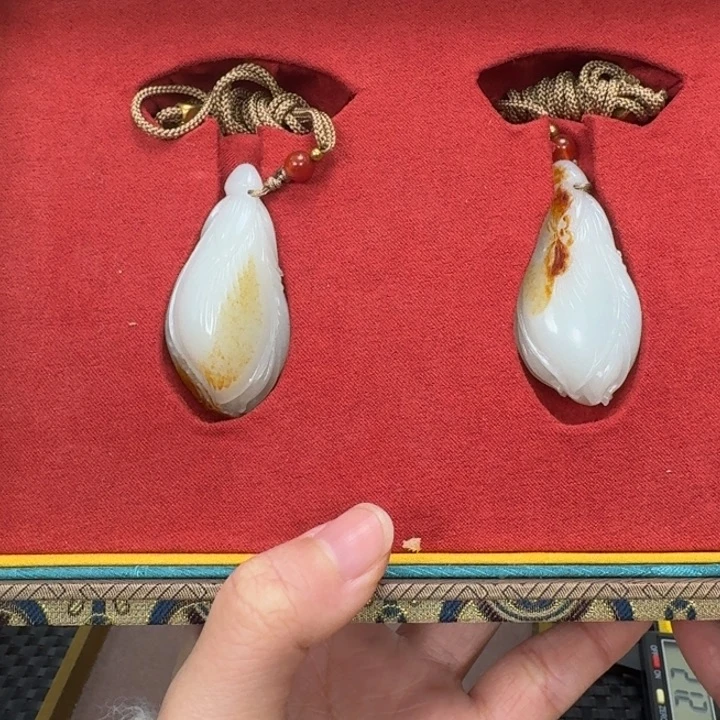 未镶嵌和田玉挂件