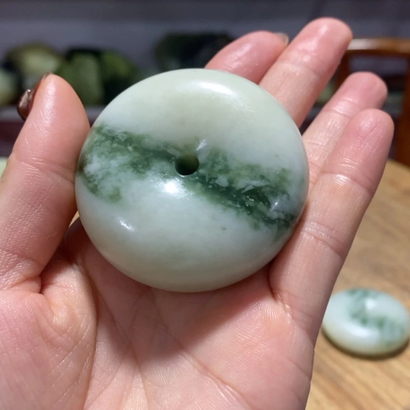 【闪购商品】未镶嵌蛇纹石玉岫玉