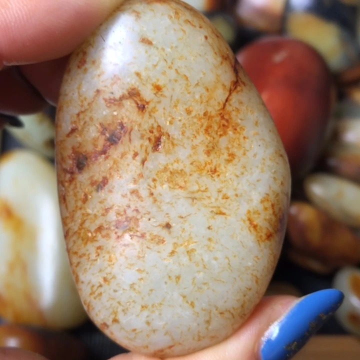 和田玉未镶嵌珠宝奇石