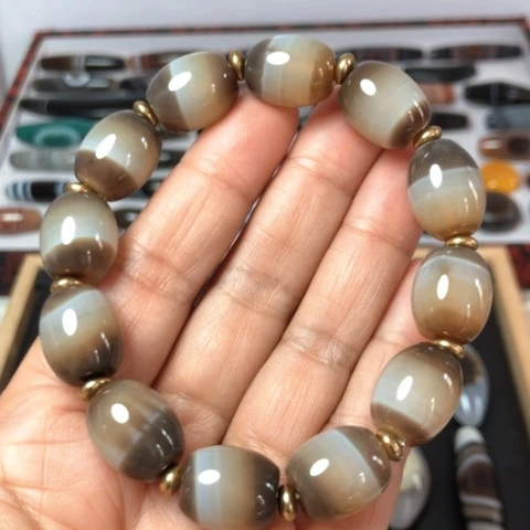 玛瑙/玉髓未镶嵌珠宝半成品