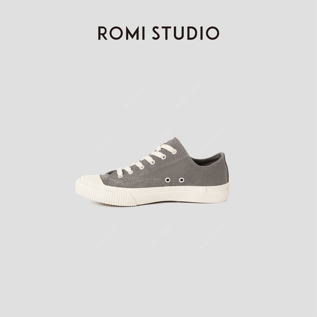 ROMI STUDIO“复古休闲”多色贝壳头平底系带低帮帆布鞋 RWCAP34818
