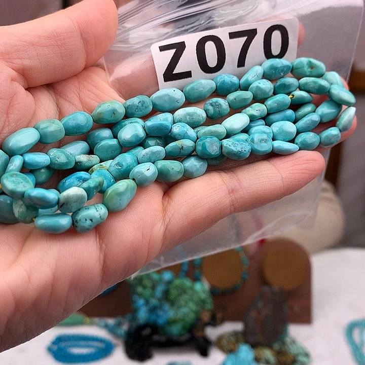 绿松石未镶嵌原矿