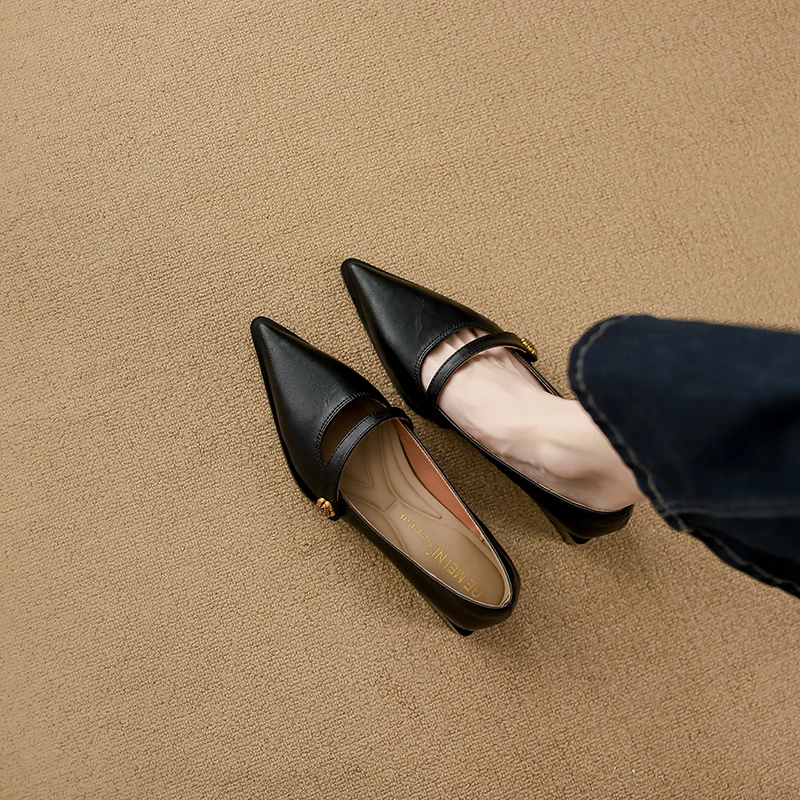 真皮尖头单鞋女鞋气质中跟法式百搭低跟时尚鞋子女款2025新款爆款