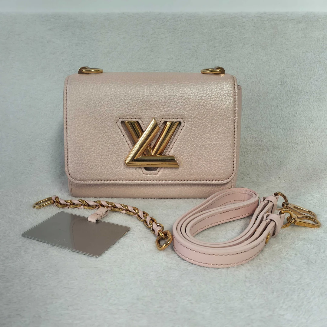 95新 LouisVuitton/路易威登 AZ/twist粉色单肩包链条包/L2351xp