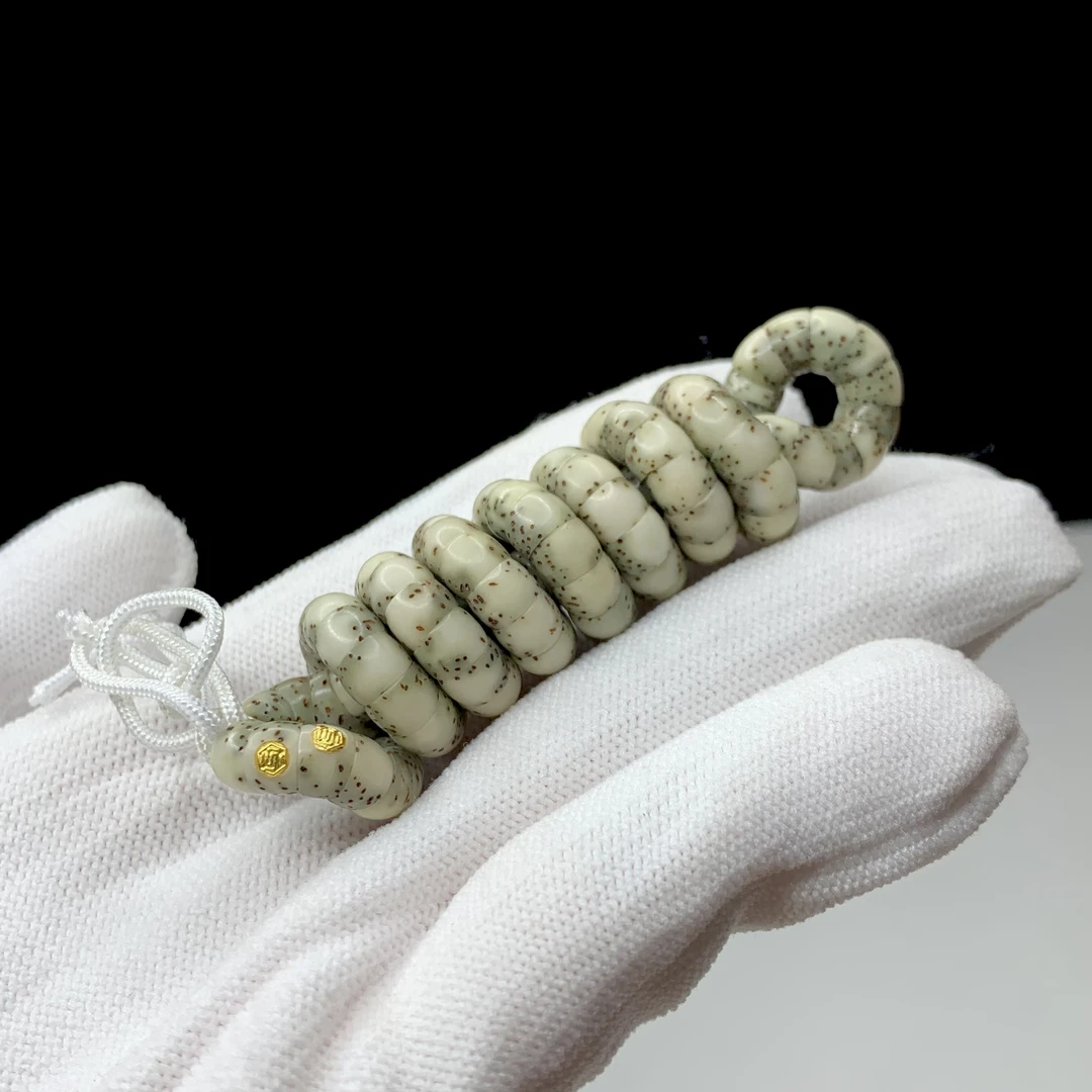 琼珠1117012海南星月菩提原脂灵玉料白绿厚切手工6改大肠带双金标