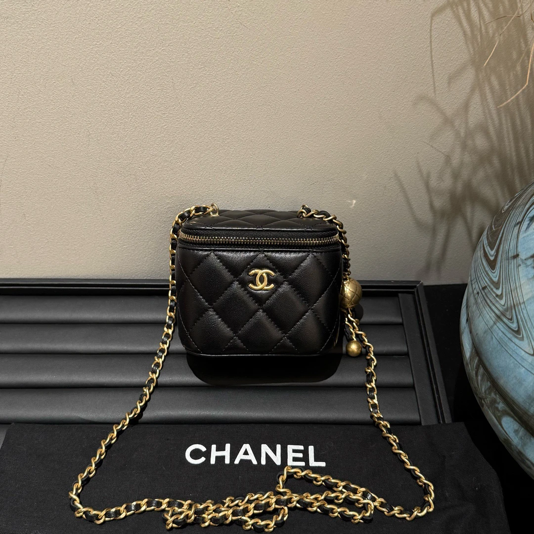 95新 Chanel/香奈儿 黑金/手柄 小盒子斜挎包