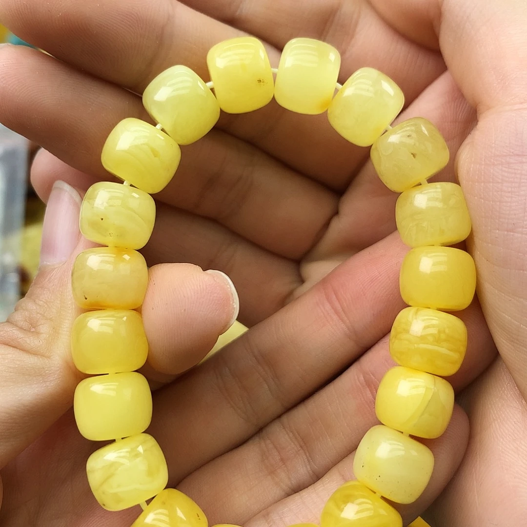 未镶嵌琥珀珠宝奇石