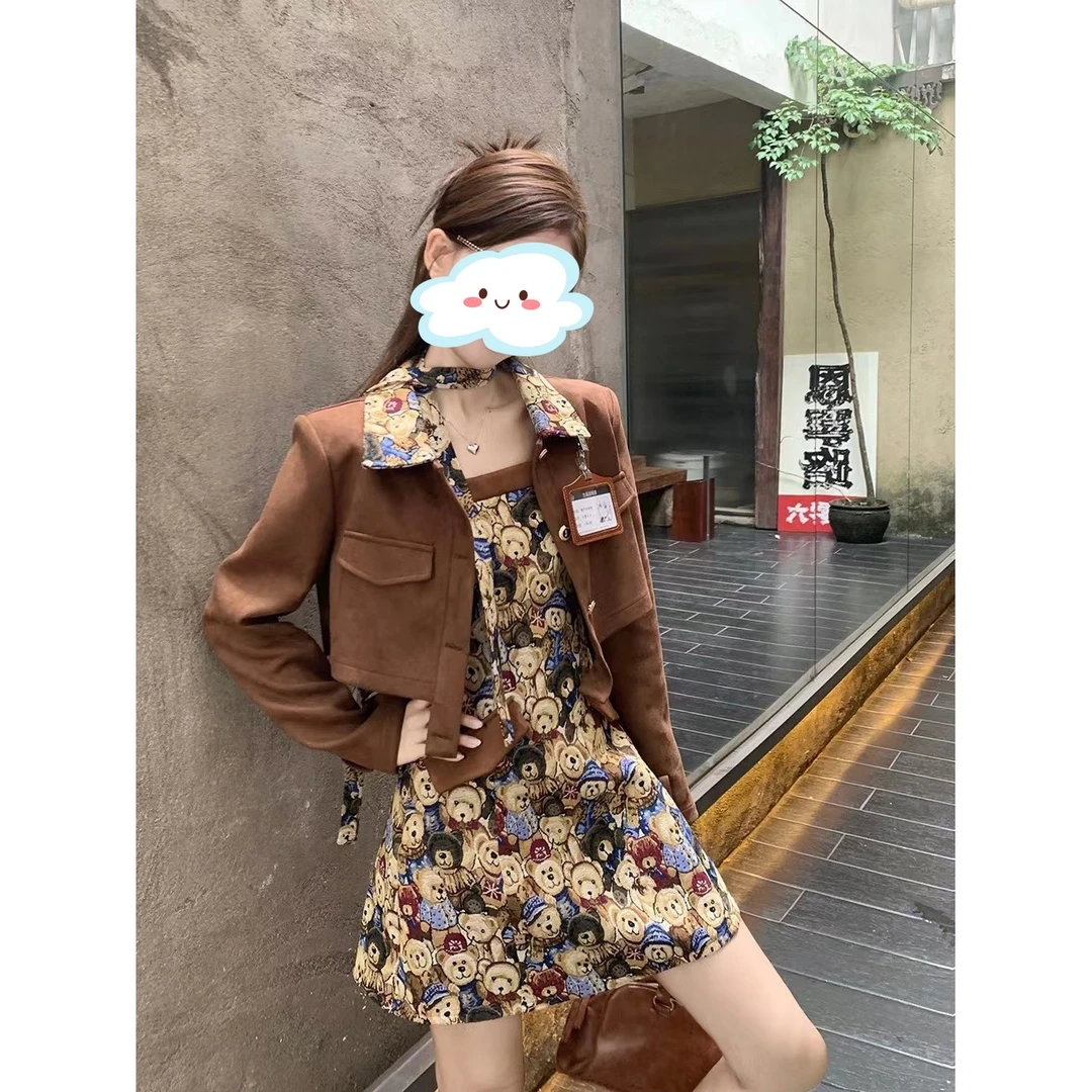 美式复古学院风收腰显瘦重工小熊印花吊带连衣裙短款外套两件套装