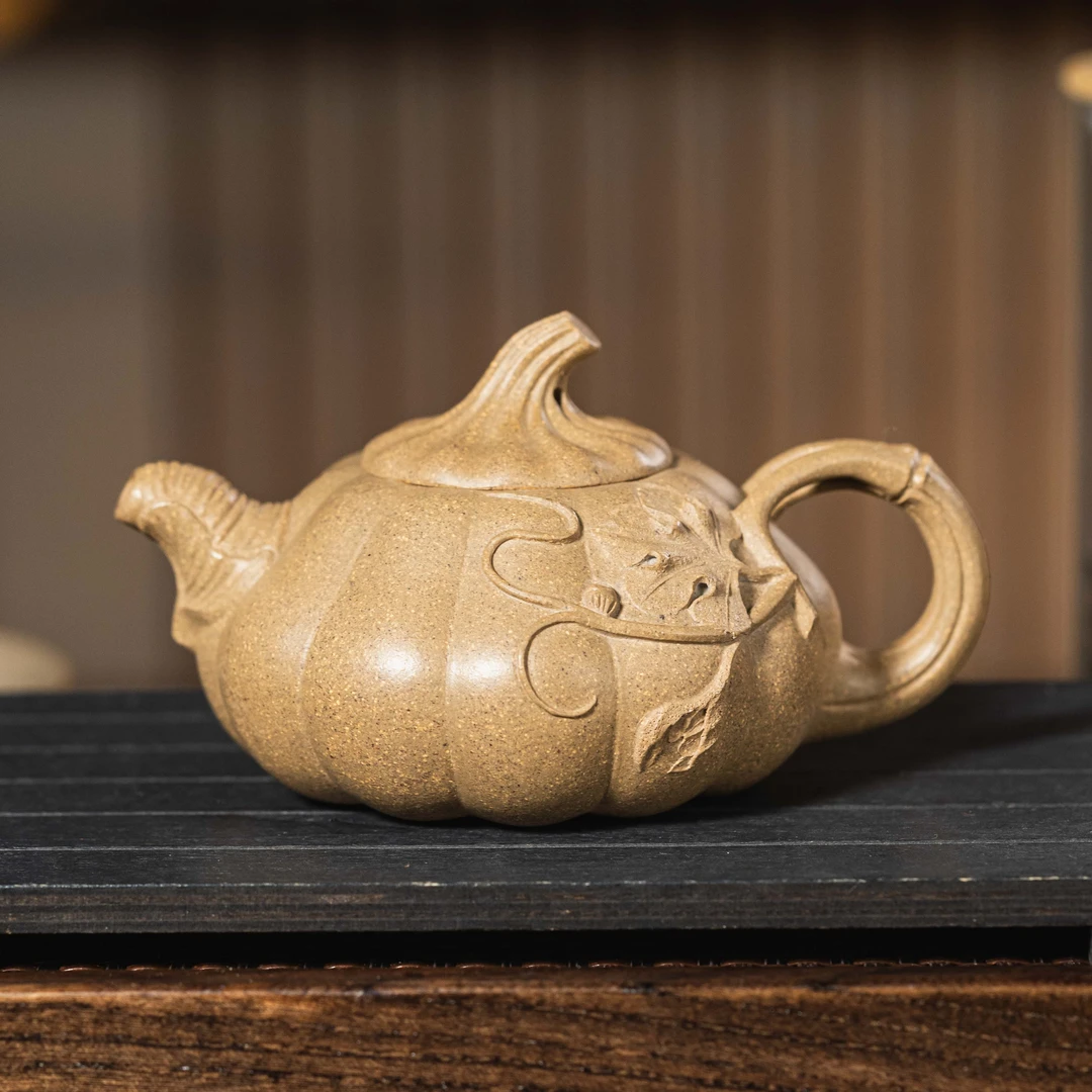 YX-060   宜兴手工紫砂   金丝南瓜