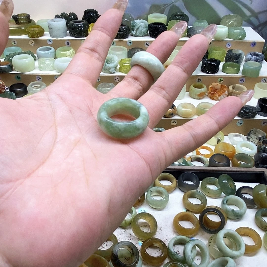 5***1岫玉未镶嵌天然玉石岫玉