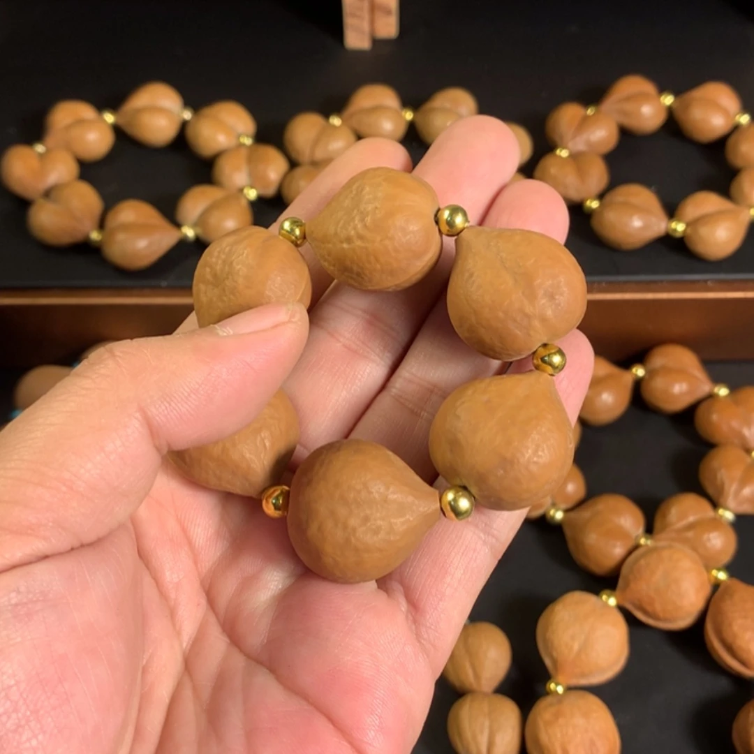 【闪购商品】手串桃核L****೨