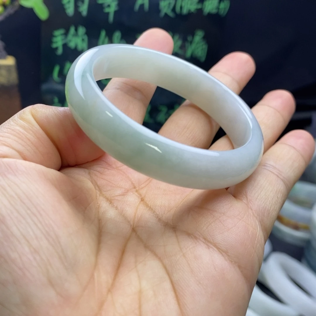 定制翡翠手镯未镶嵌