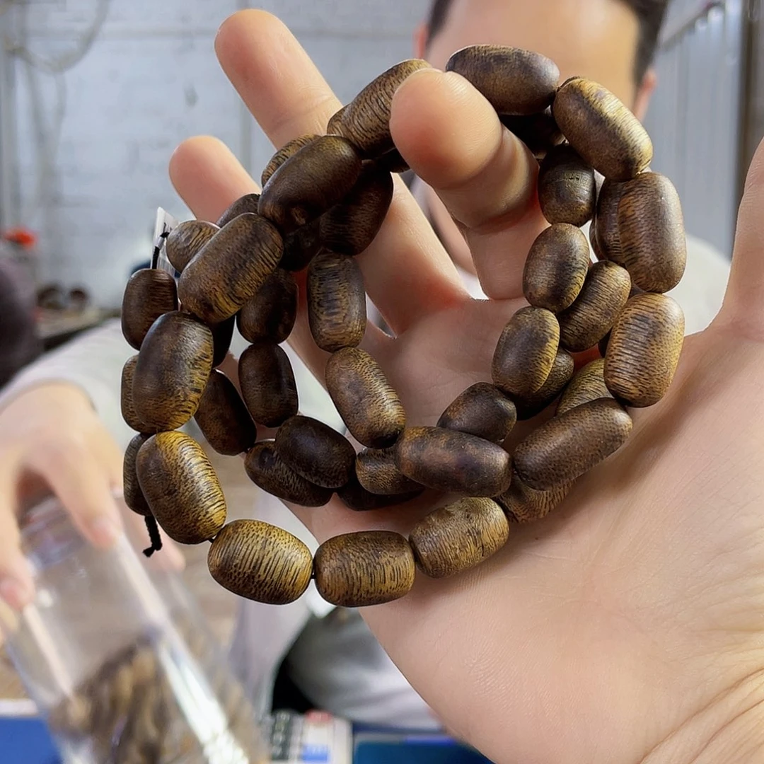 沉香手串棋楠陆河留疤长串1.1/37克多样性发一