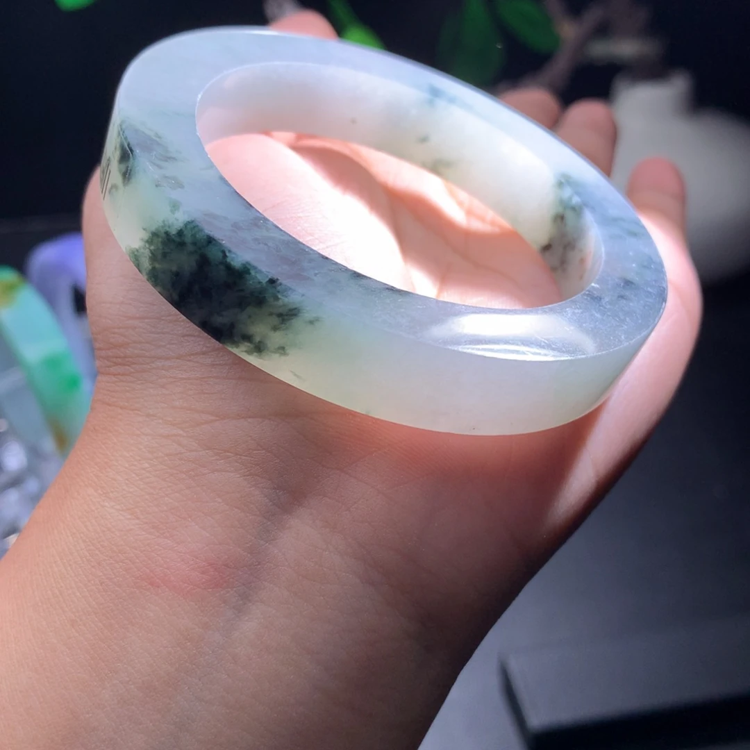 定制翡翠手镯未镶嵌手镯