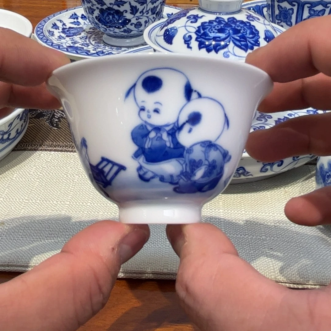 青花童子主人杯一只