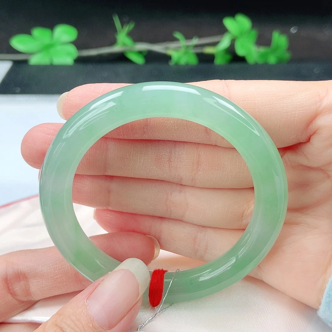 未镶嵌手镯（圆镯）翡翠52圆