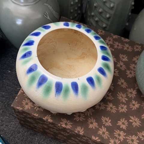 陶瓷一个一个一个，