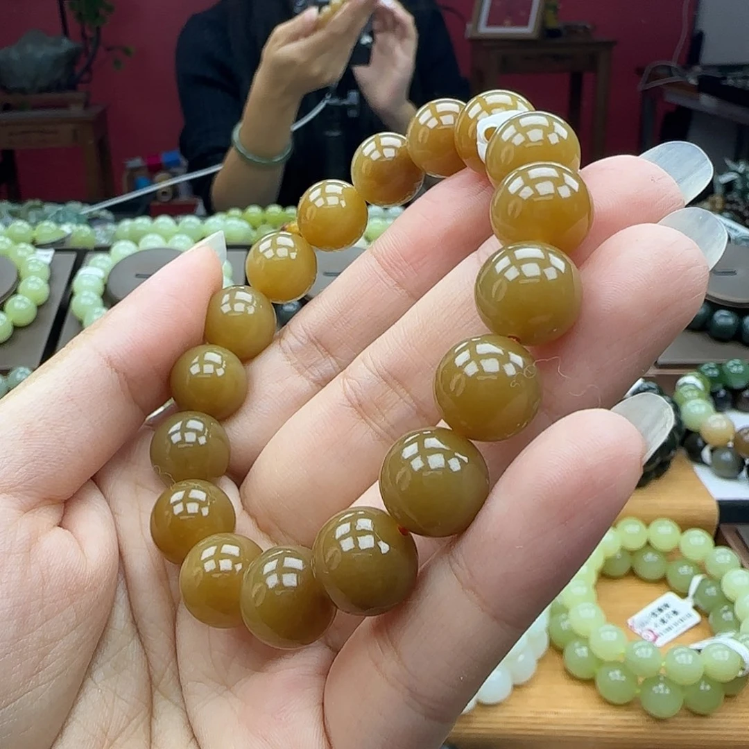 升***三和田玉未镶嵌手链