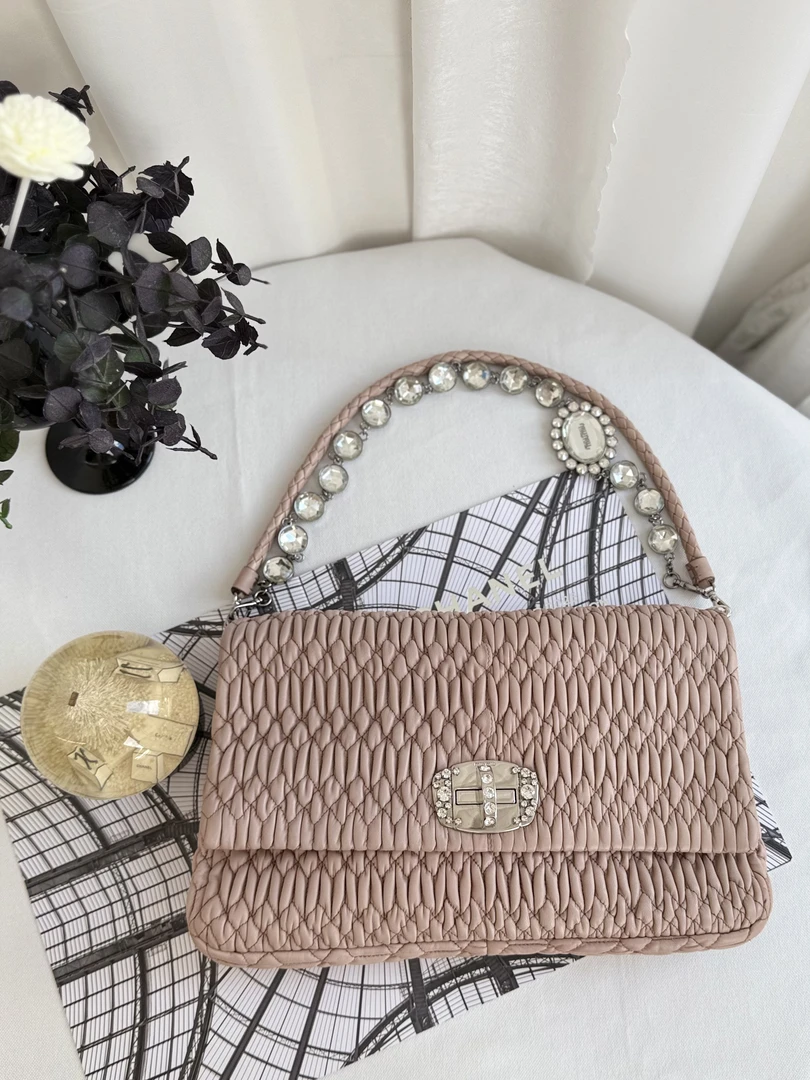 95新 MIU MIU/缪缪 miumiu缪缪粉色钻石链条包
